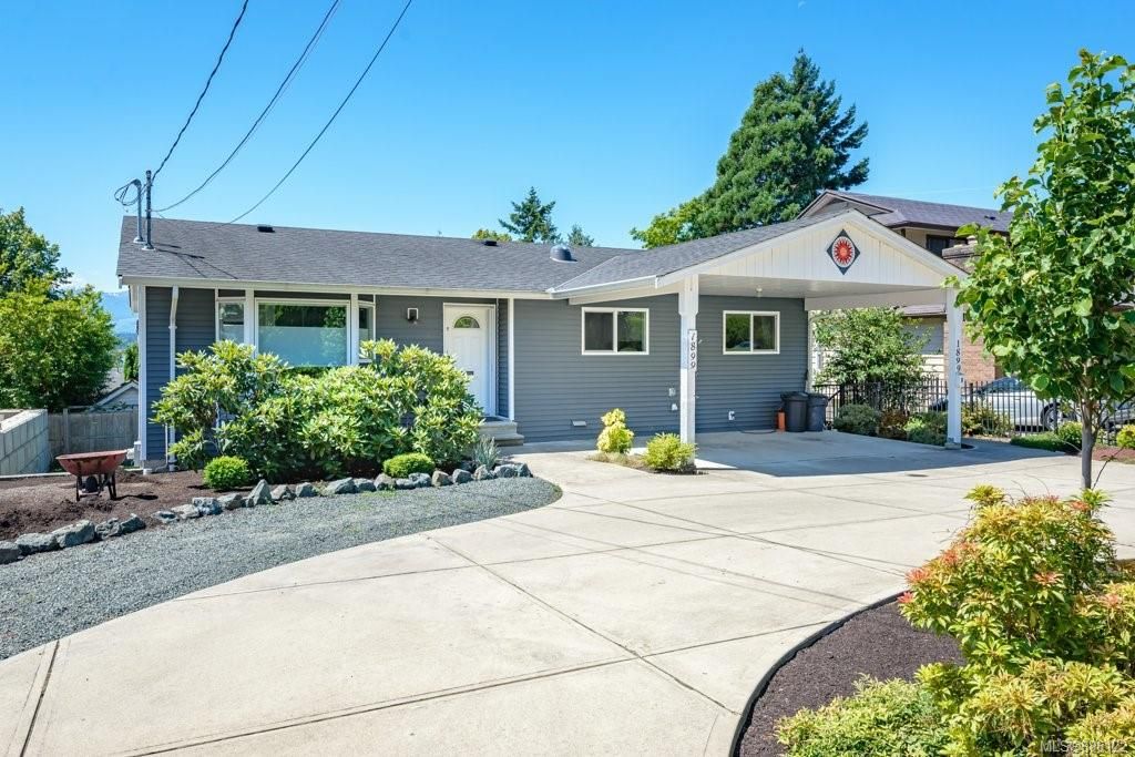 I have sold a property at 1899 Comox Ave in Comox

